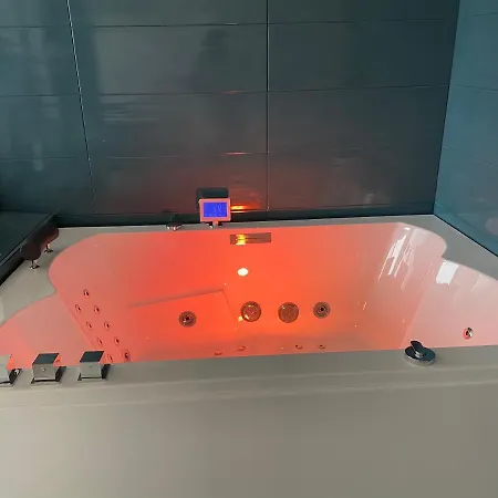 Appartement Luxe Balnéothérapie Au Village Naturiste Du Cap D'agde Agde